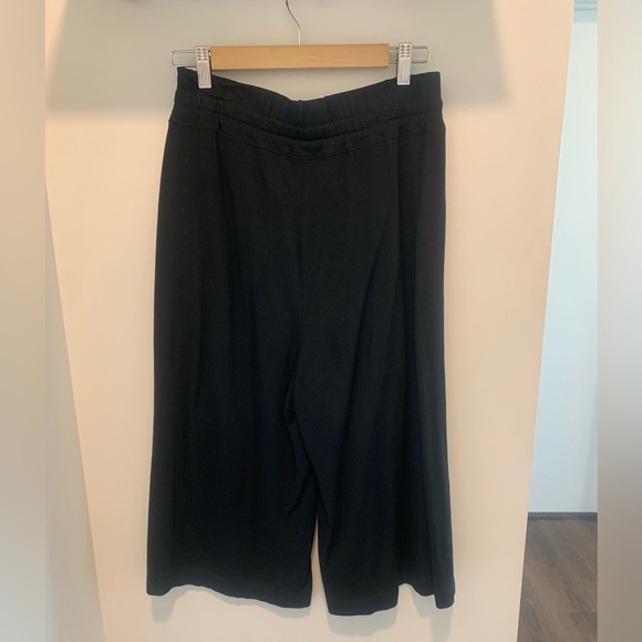 Aritzia - The Group by Babaton culottes - Picture 2 of 2